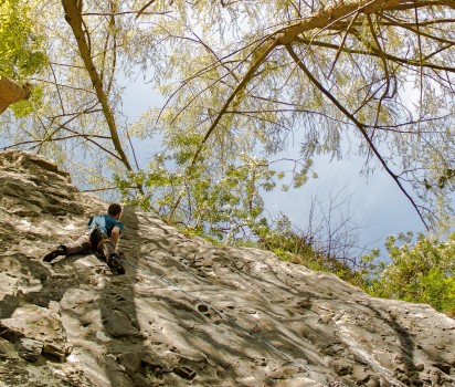 Outdoor Rock Climbing Courses