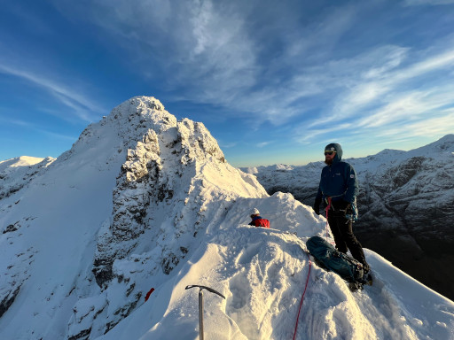Winter walking kit: Must know gear tips for winter conditions